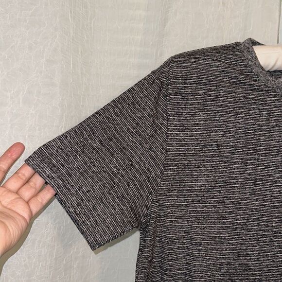 Goodfellow S Gray Heathered Striped Crewneck Standard Fit Short Sleeve Tee - Picture 5 of 9